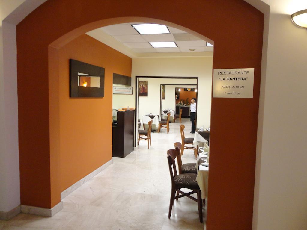 Wyndham Garden Valle Real Hotel 3*