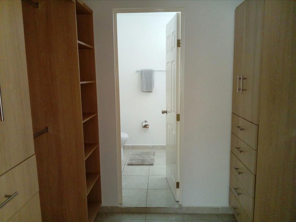 International Executive Suites Aeropuerto