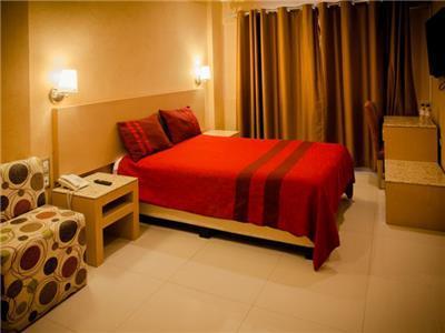 Grand Reyes Hotel 3*