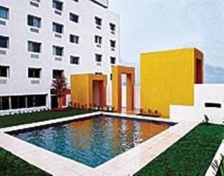 Hotel Comfort Monterrey