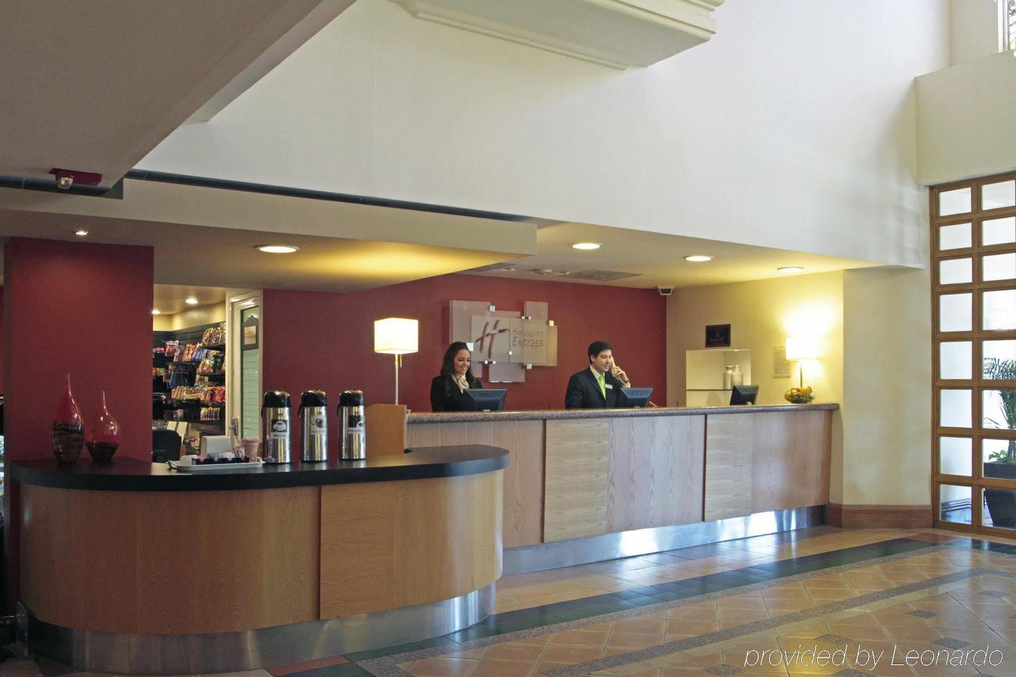 Hotel Express Galerias-san Jeronimo, An Ihg
