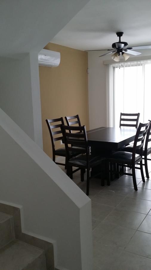 Apartamento Airport Executive Almeria *
