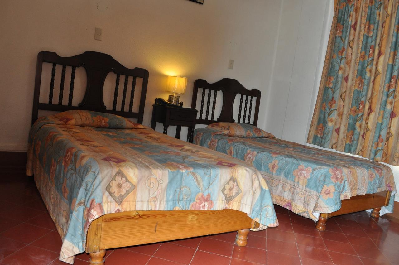 Hotel 5a Avenida 3*