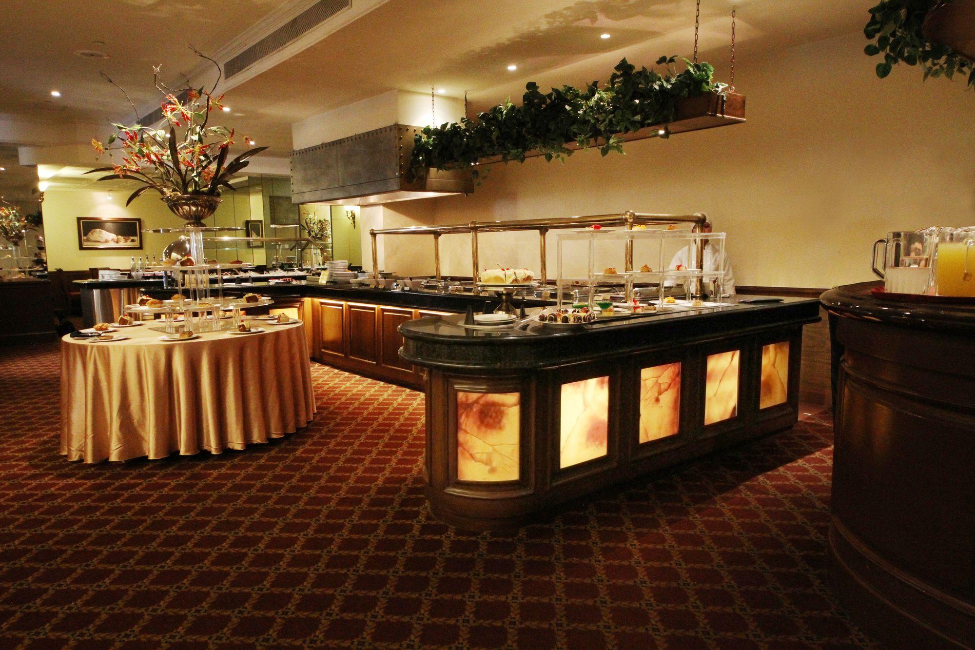 Safi Royal Luxury Centro Hotel