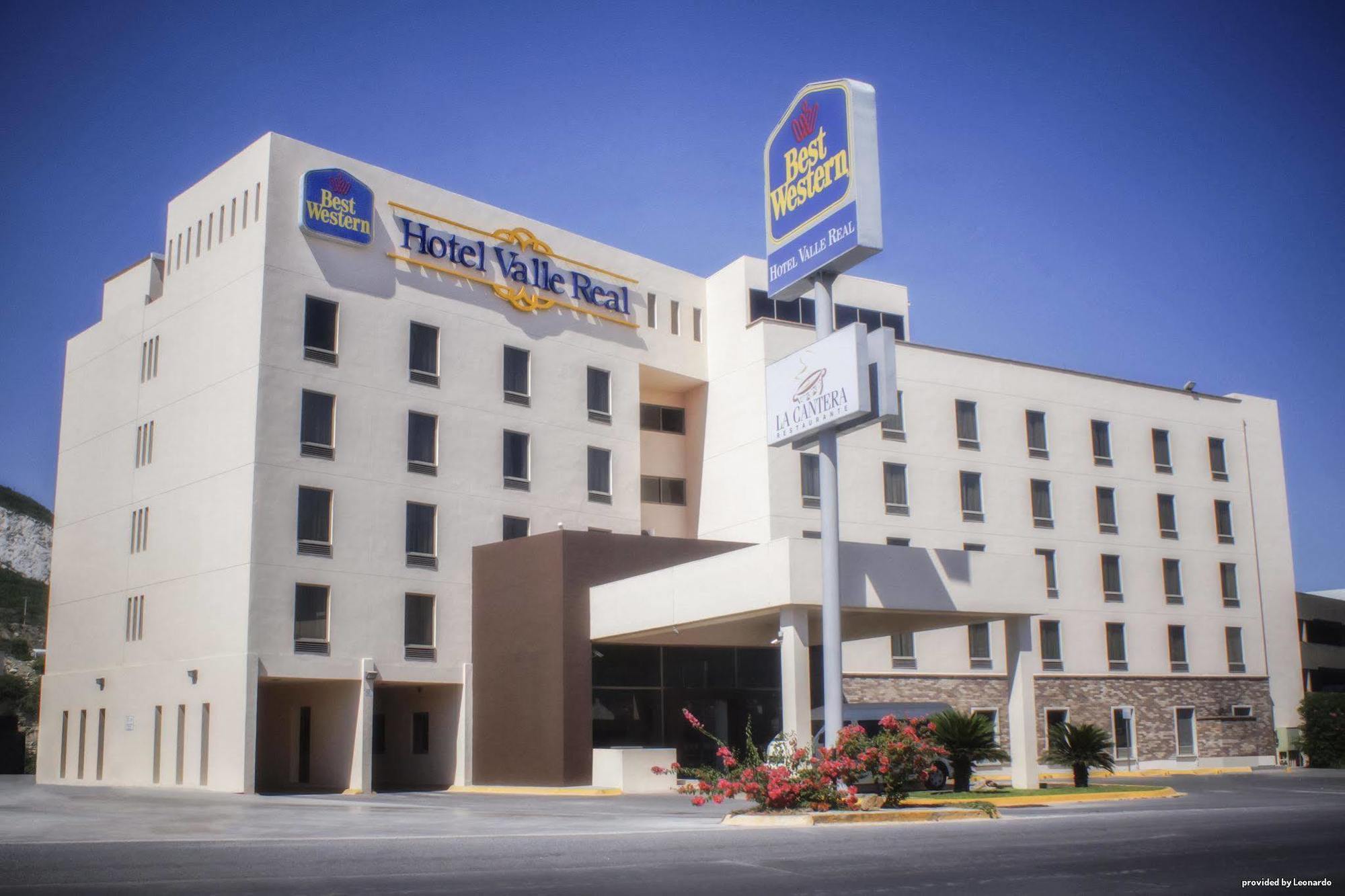 Wyndham Garden Valle Real Hotel 3*
