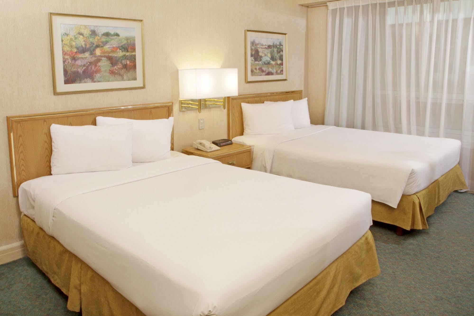 Hotel Travohotel Histórico Monterrey