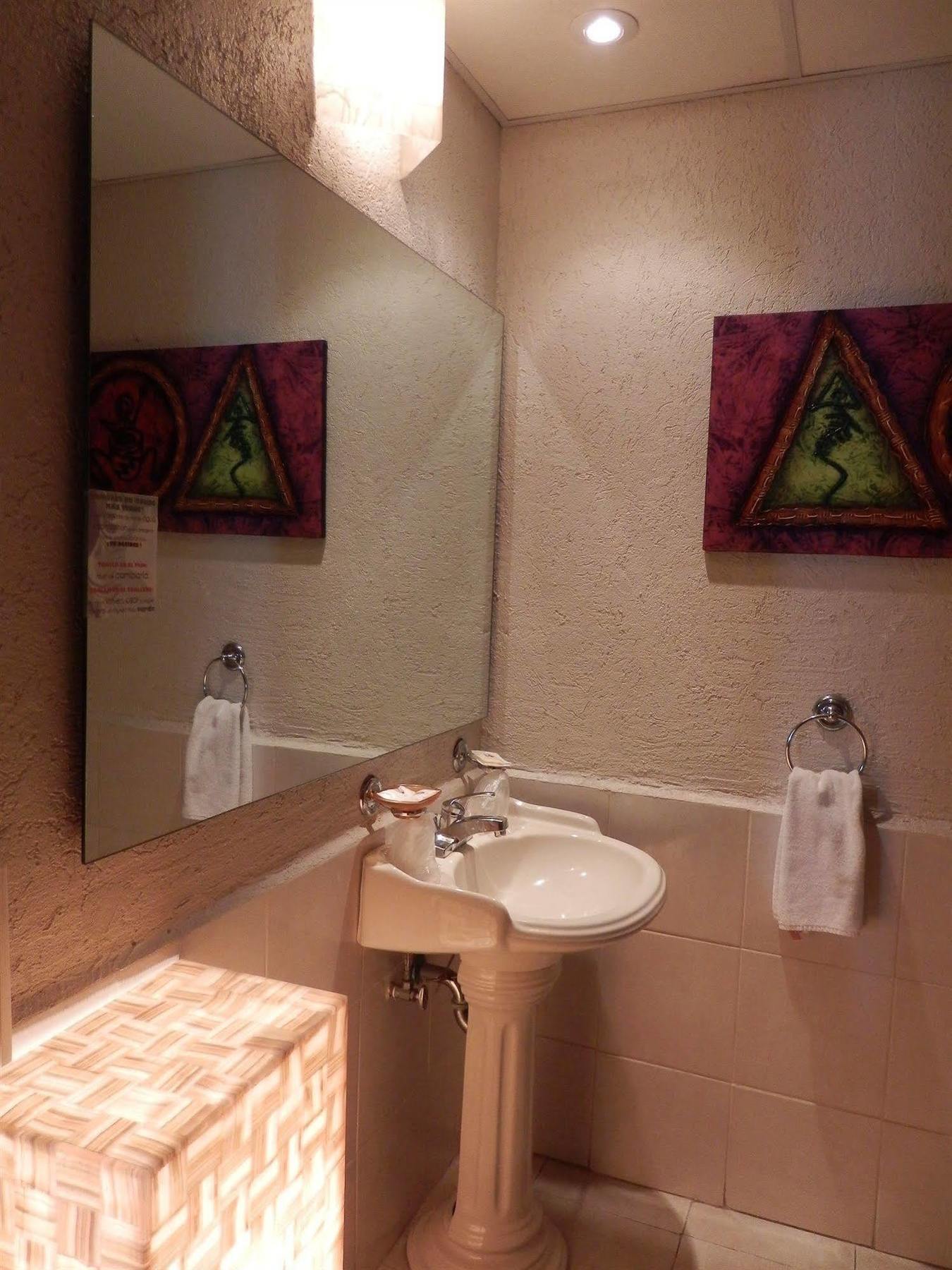 Capital Oel Regio Hotel 2*