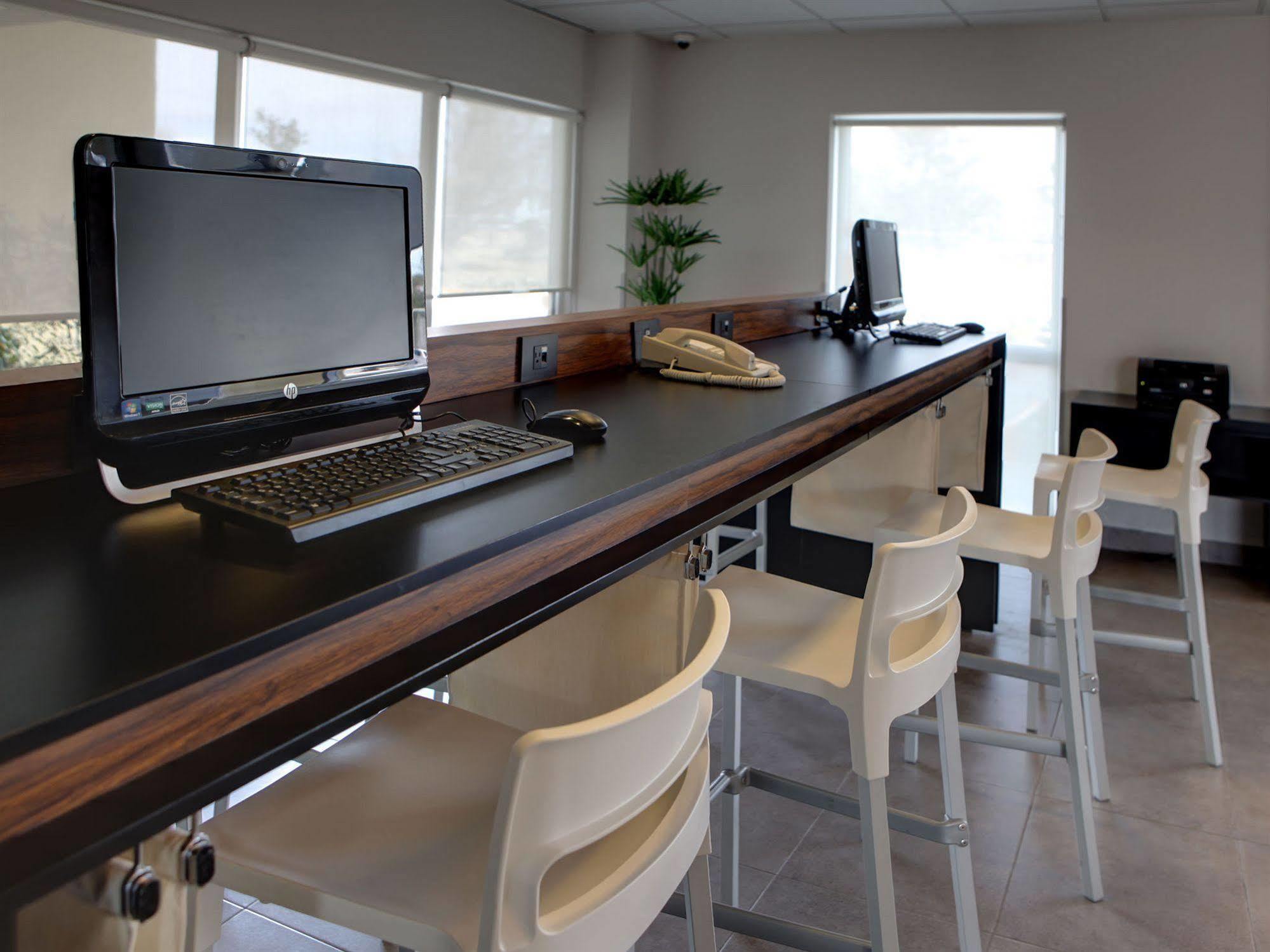 Hotel Express By Marriott Norte Monterrey