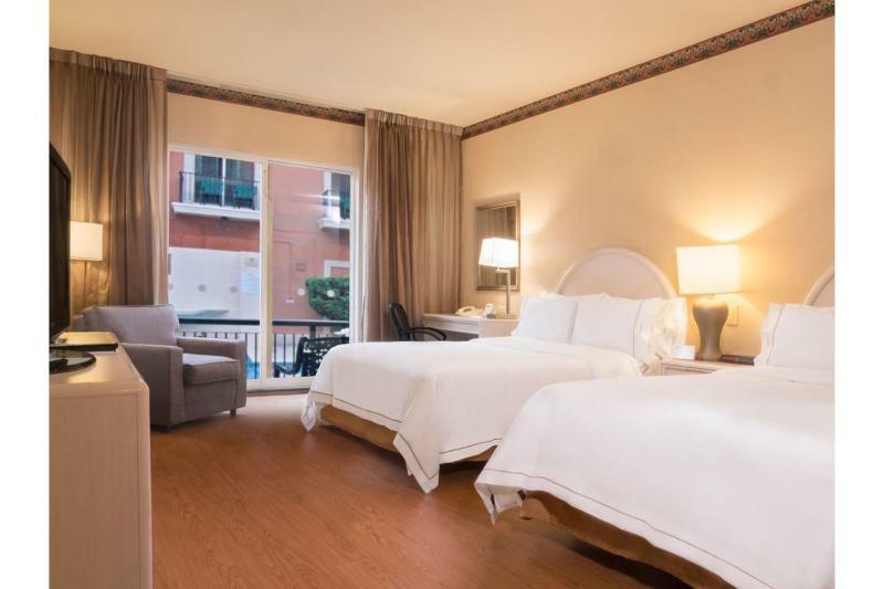 Express - - Tecnologico By Ihg Hotel 4*