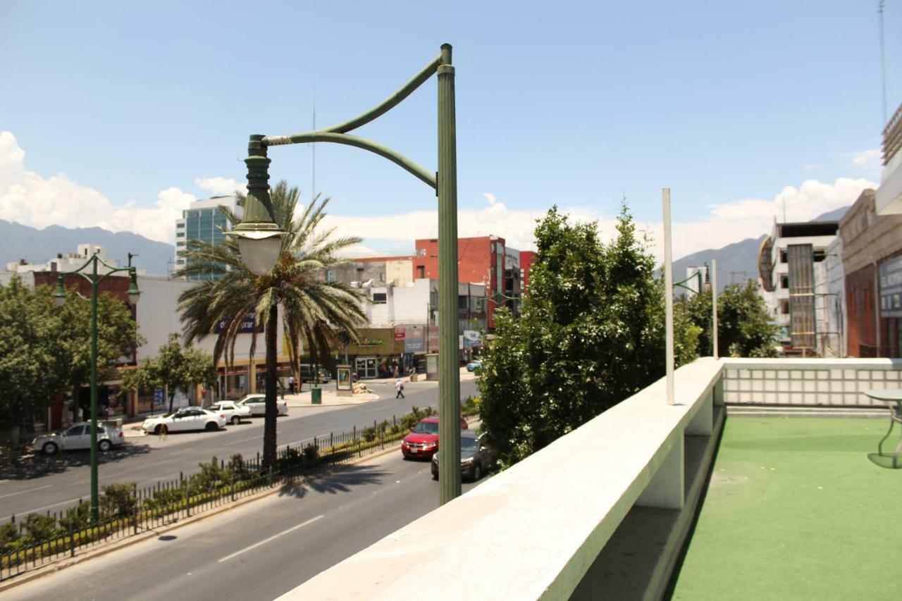 Plaza Del Arco Express