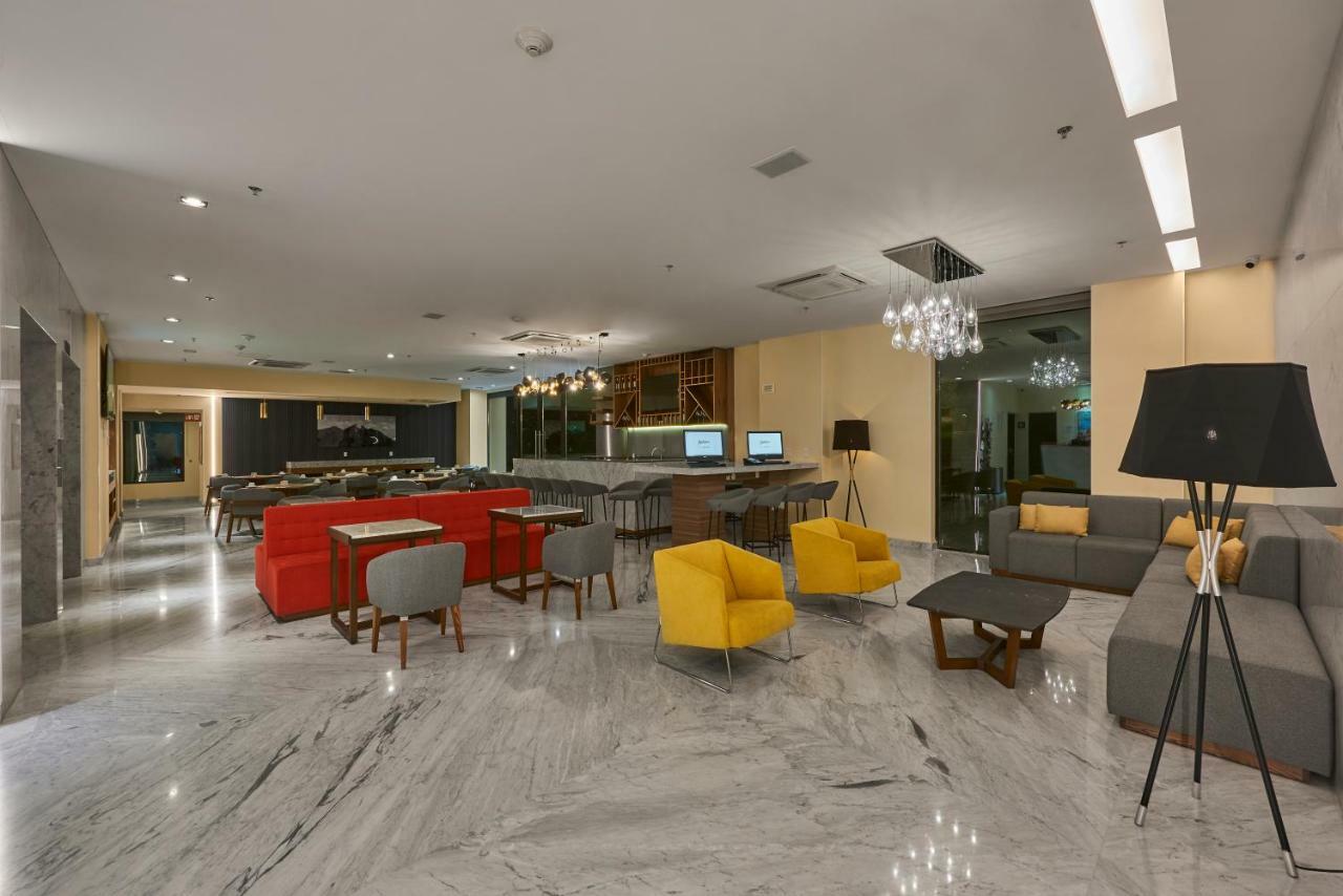 Radisson San Jeronimo 4*