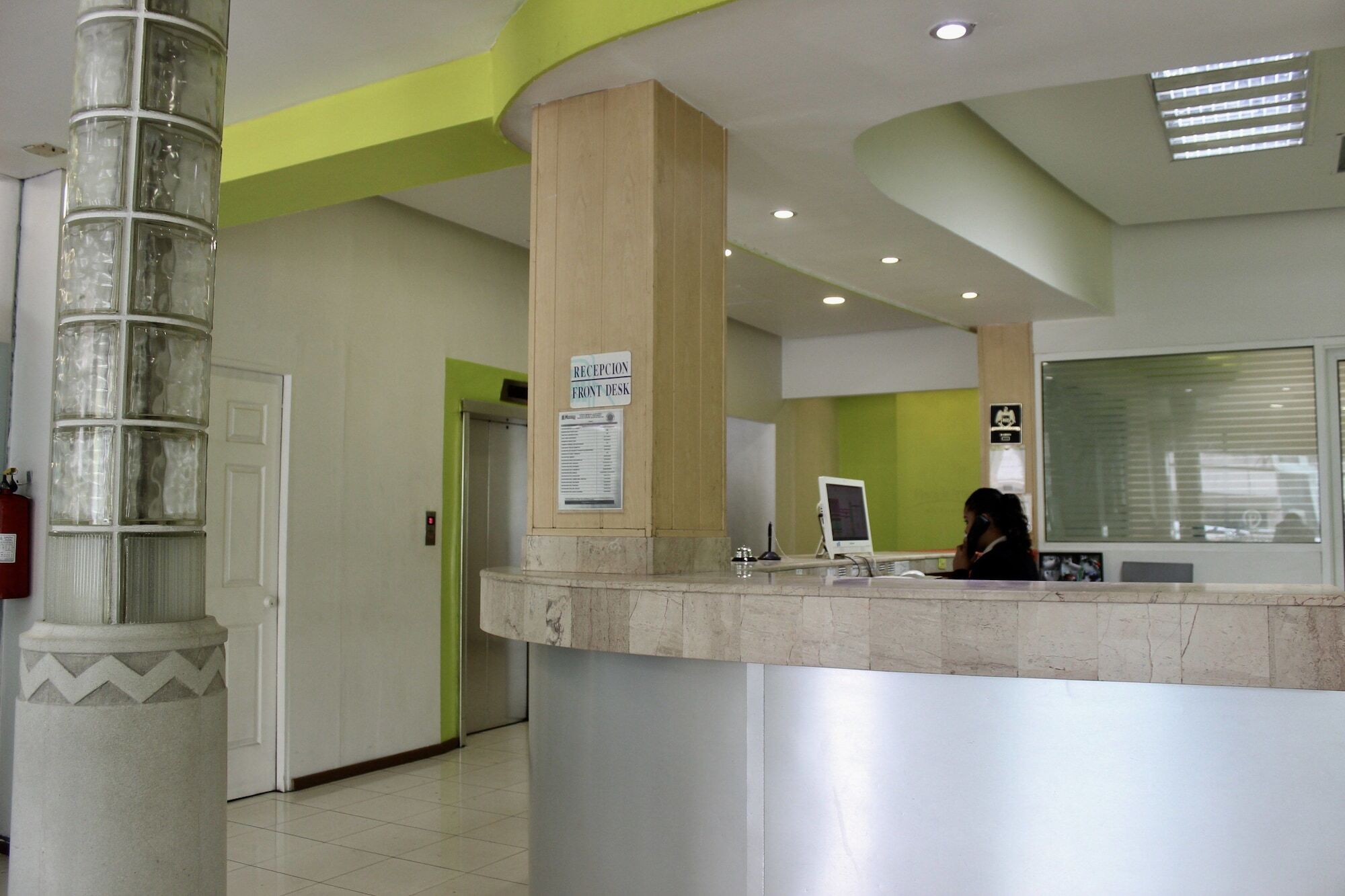 Hotel Plaza Del Arco Express
