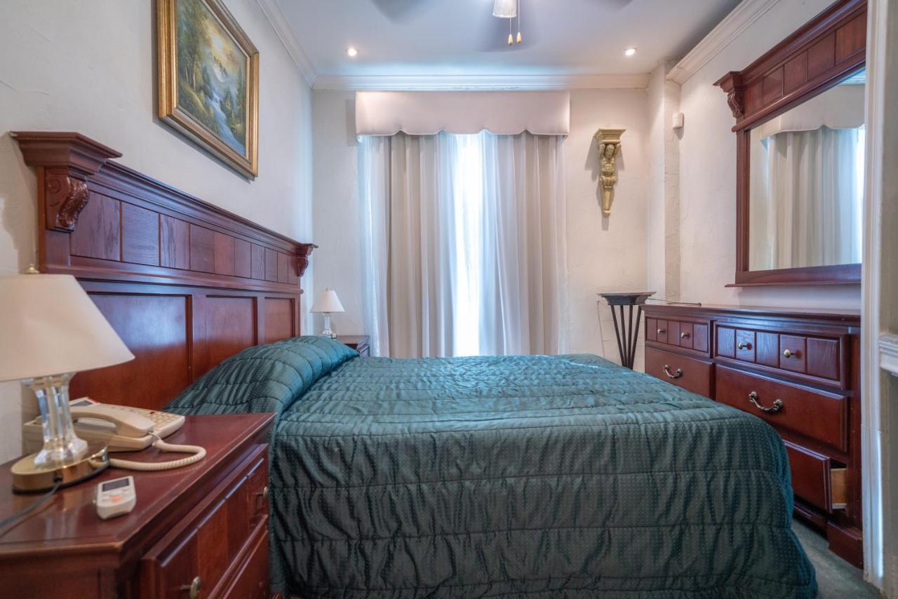 Suites San Agustin 3* Monterrey
