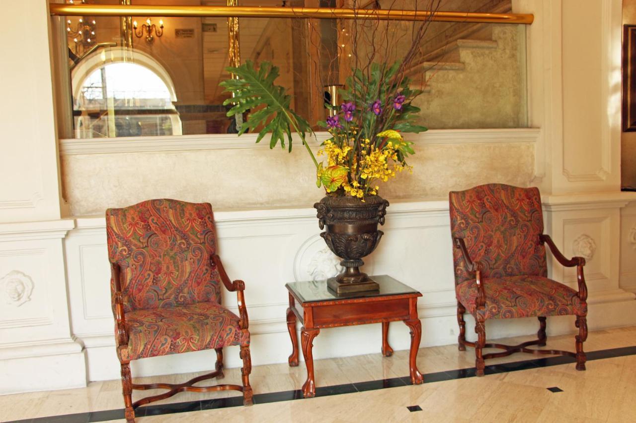 Plaza De Oro Hotel Monterrey