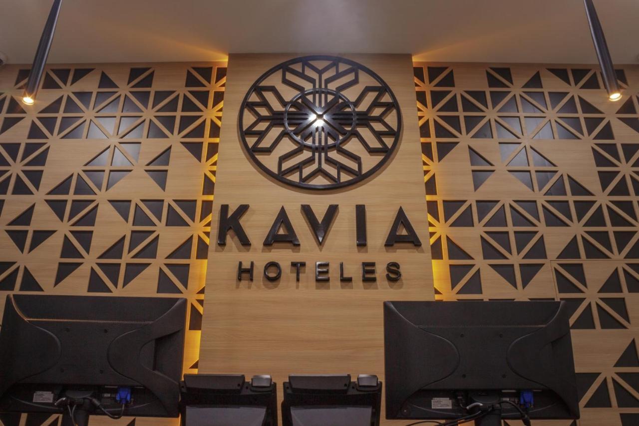 Kavia 4*