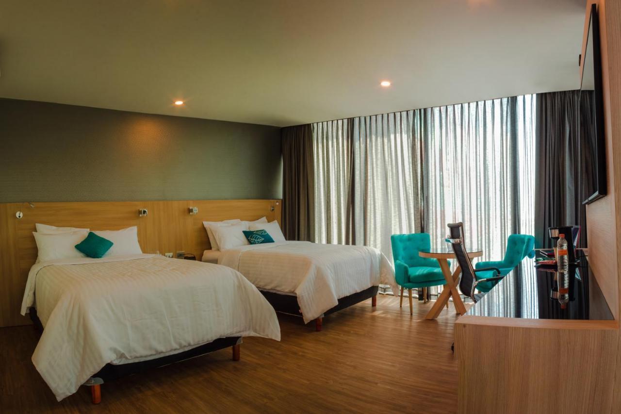 Kavia Hotel