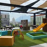Lux 2 Bedroom Apartment, Swimming Pool, Gym And Free Parking Spot In Macro Plaza Area