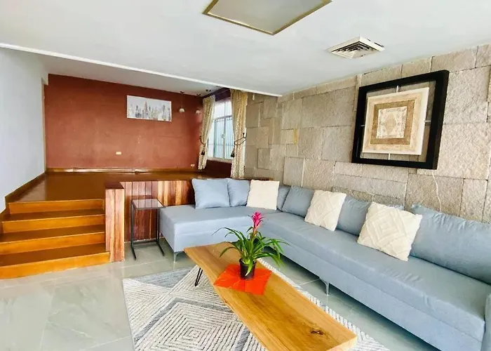 Casa Luna Suites
