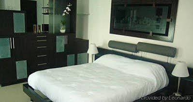 Confort Ejecutivo Suites Del Valle Monterrey