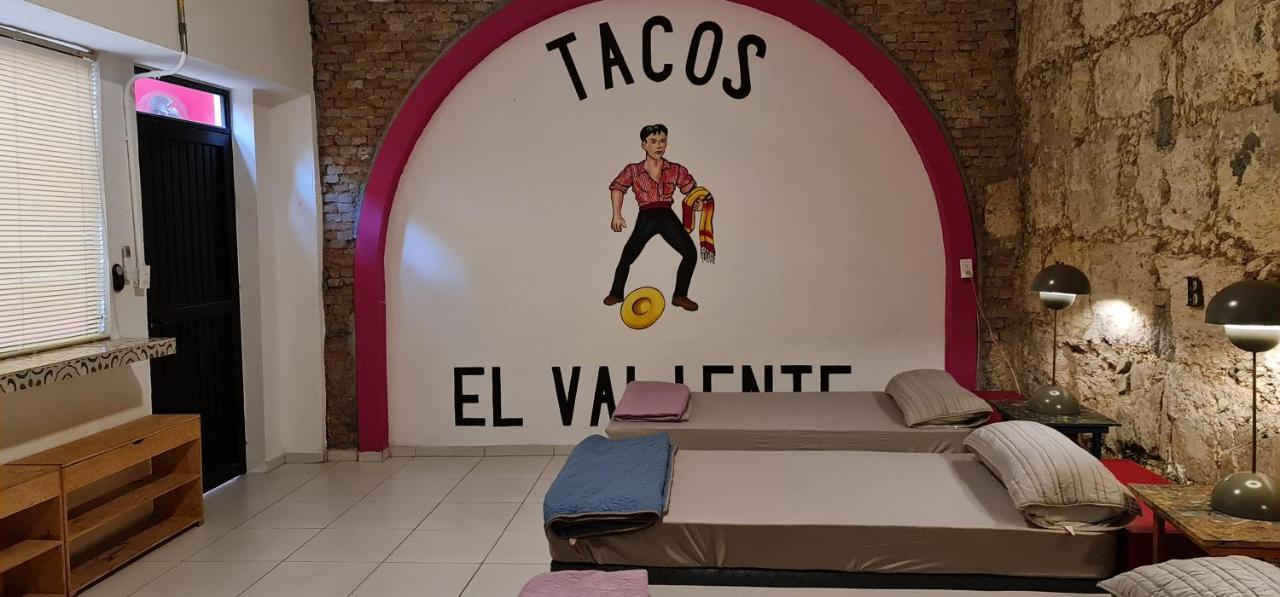 Don Johnny'S Coliving Hostel *
