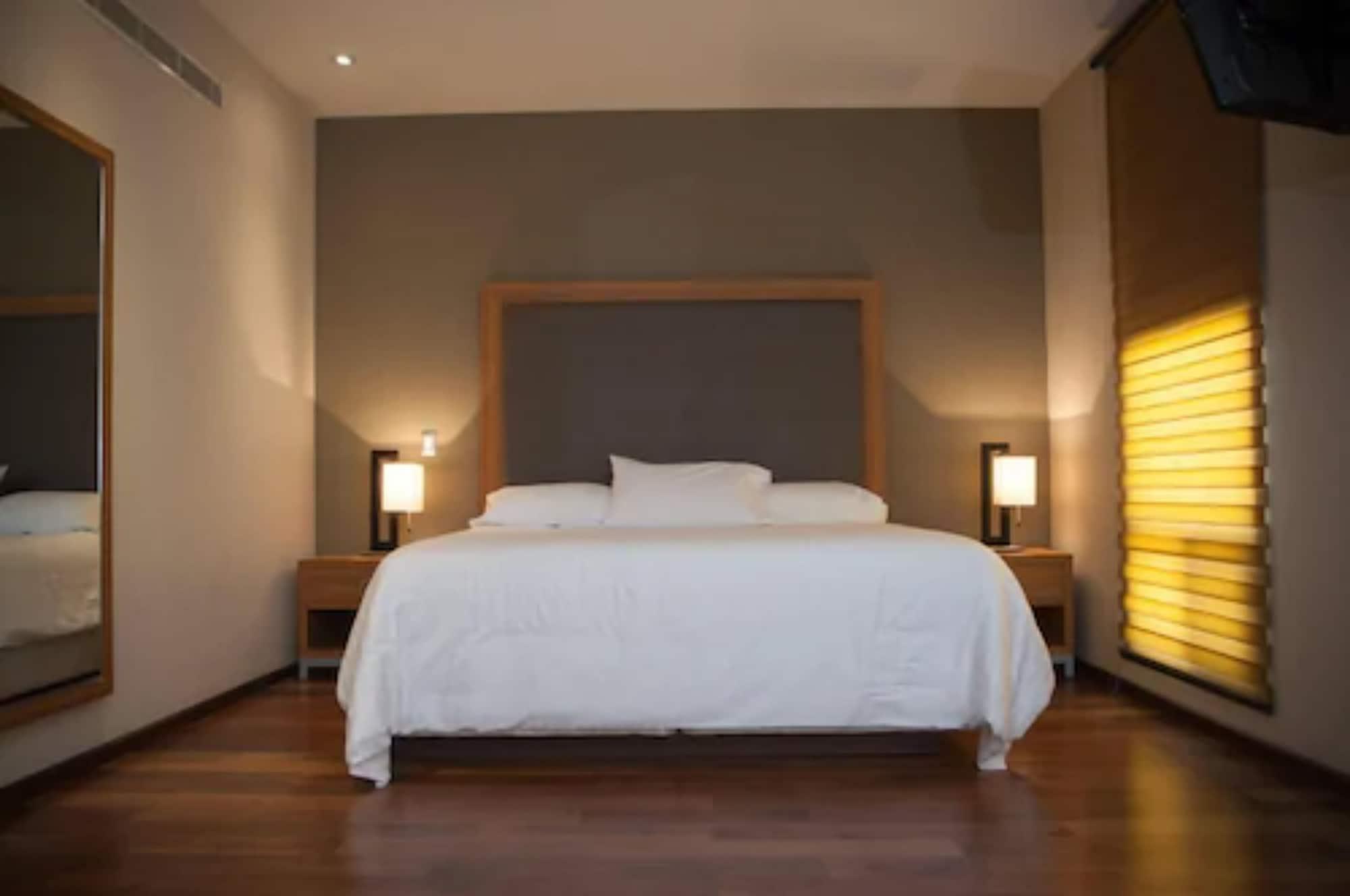 Mbm Red Sun Hotel 4*