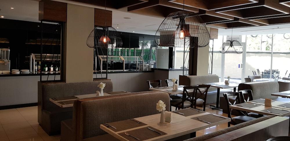 Antaris Galerias Hotel