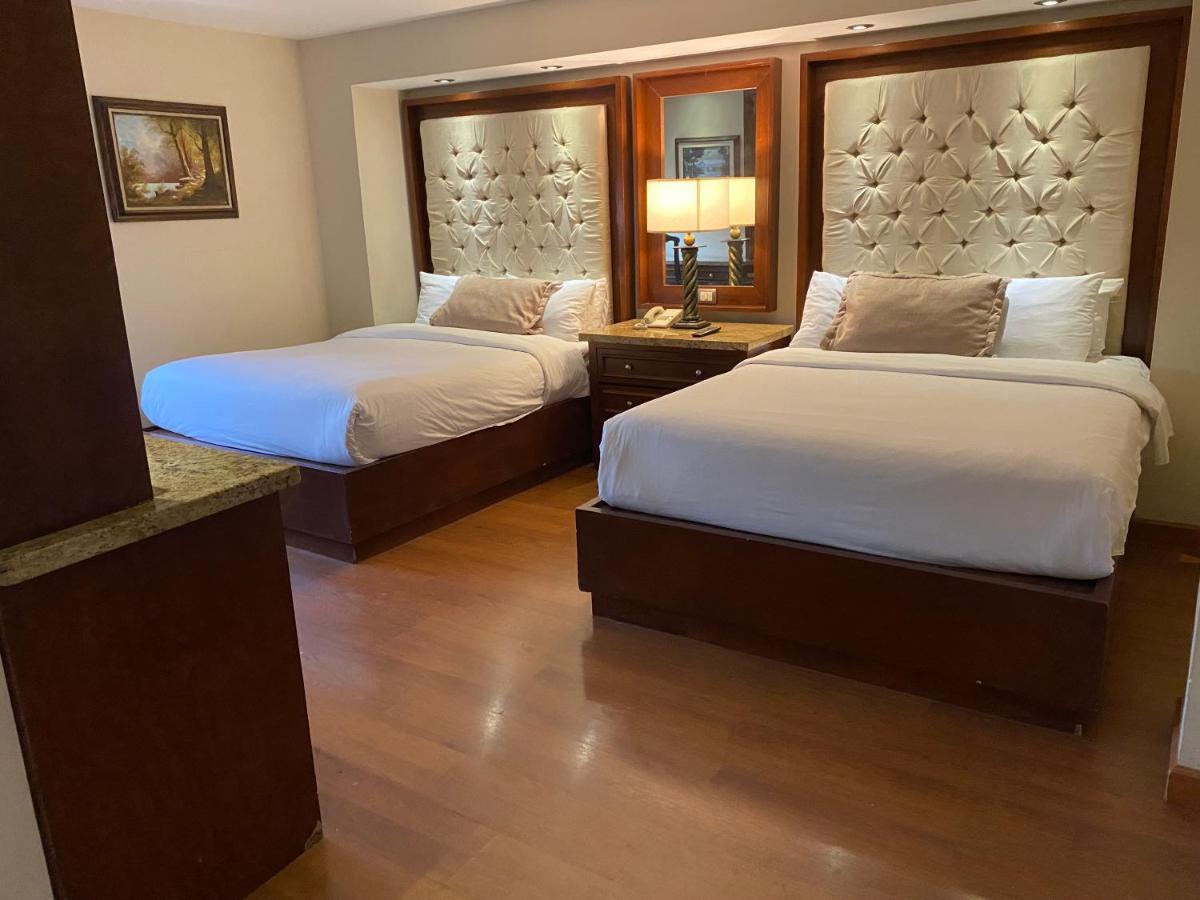Santa Rosa Hotel