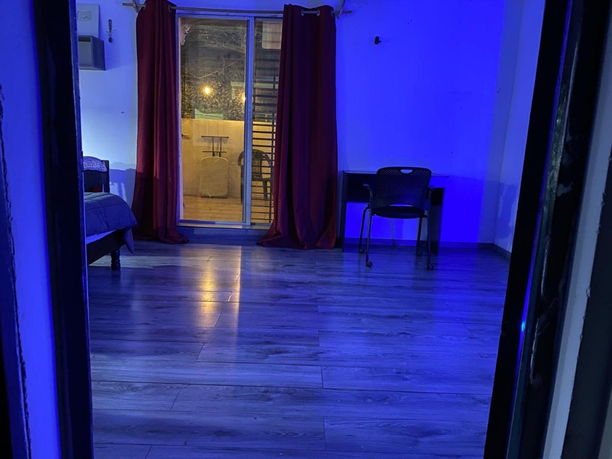 Habitacion Independiente A 5 Min De Fundidora Guest house