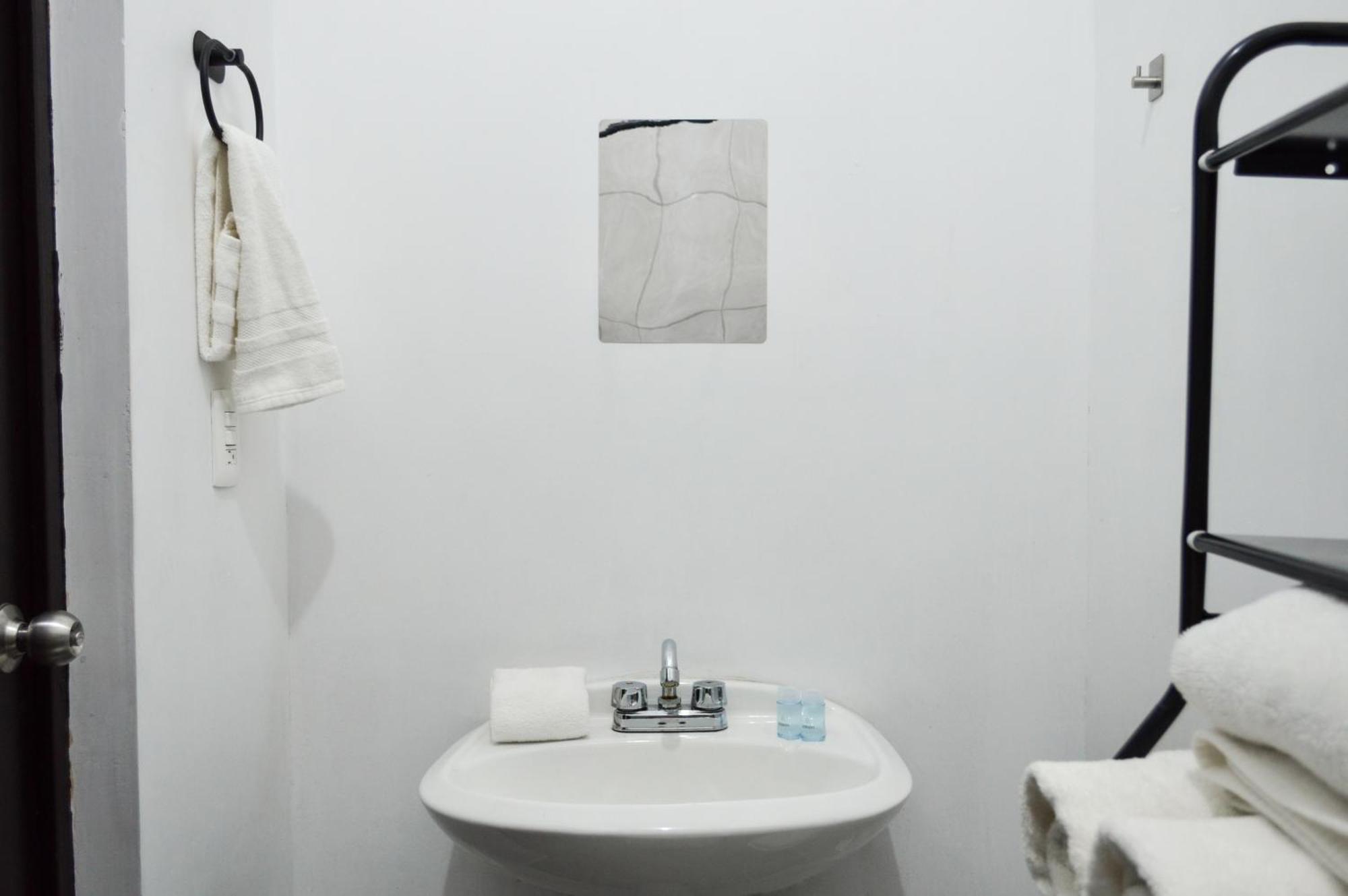 Ramon Corral 504 A, Col Hidalgo Apartamento Monterrey