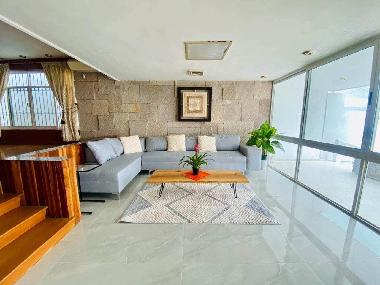 Habitación en casa particular Cuarto Menguante Monterrey