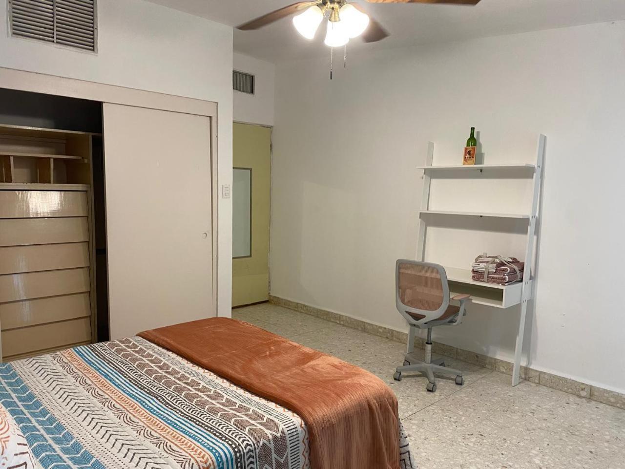 Cuarto Menguante * Monterrey