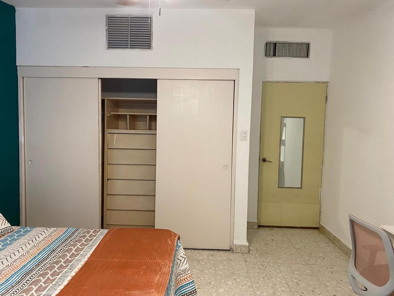 Cuarto Menguante Monterrey