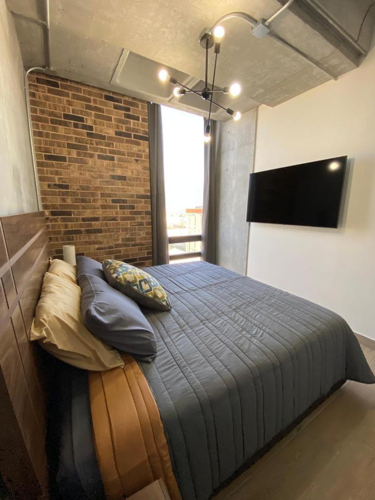 Apartment Lux 2 Bedroom Apartment, Swimming Pool, Gym And Free Parking Spot In Macro Plaza Area *