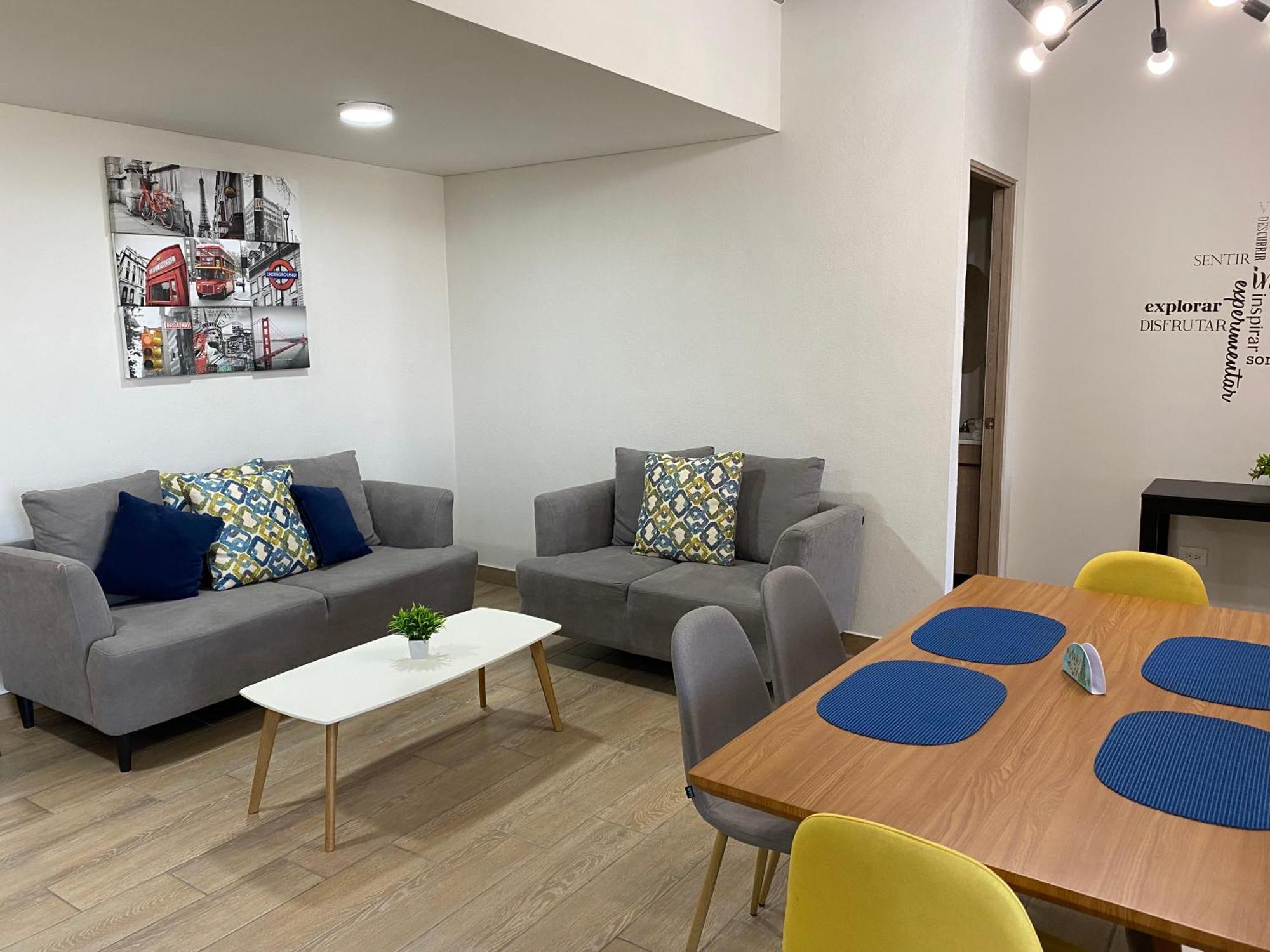 Apartment Lux 2 Bedroom Apartment, Swimming Pool, Gym And Free Parking Spot In Macro Plaza Area