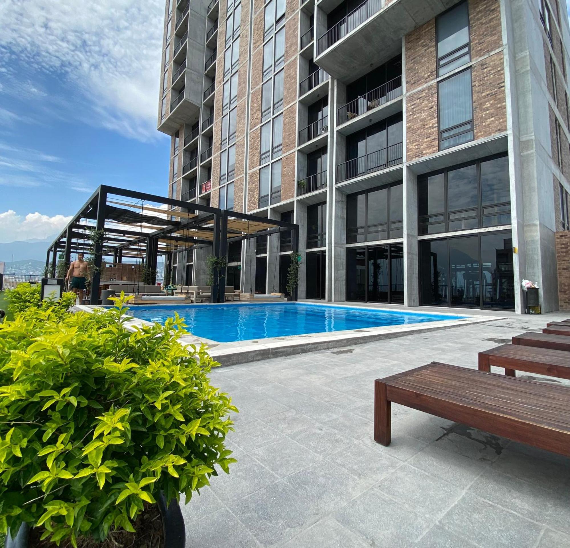 Lux 2 Bedroom Apartment, Swimming Pool, Gym And Free Parking Spot In Macro Plaza Area *