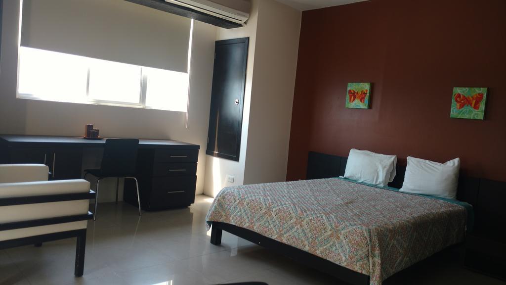 Confort Ejecutivo Suites Del Valle 4* Monterrey