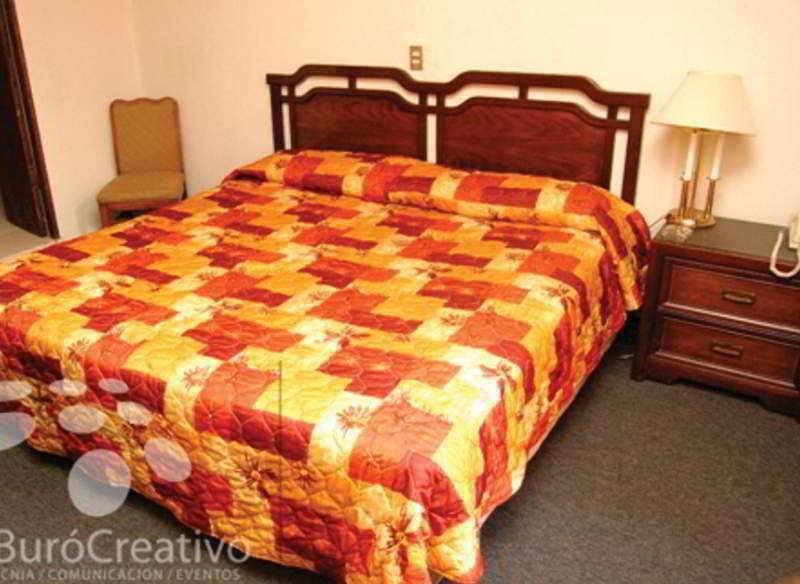 Colonial Hotel Monterrey