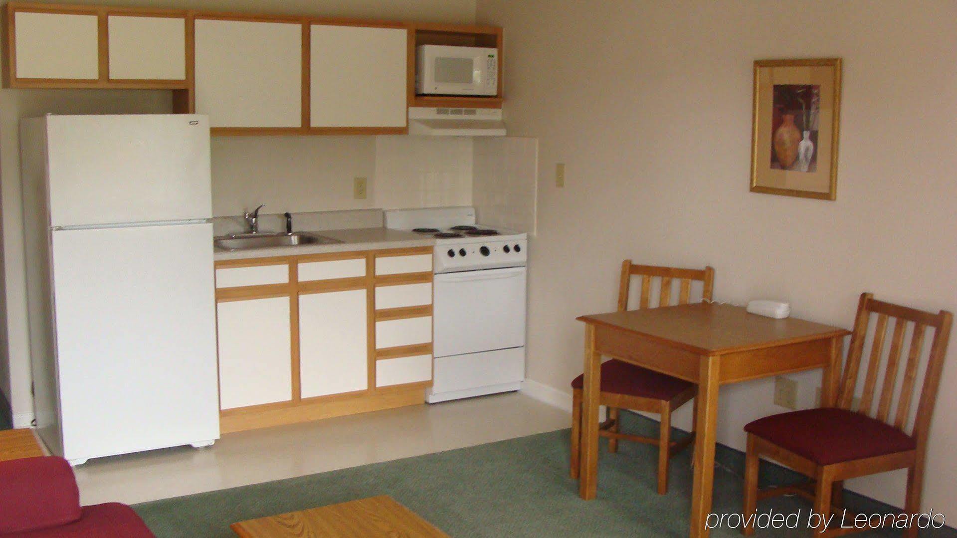 Confort Ejecutivo Suites Del Valle Hotel