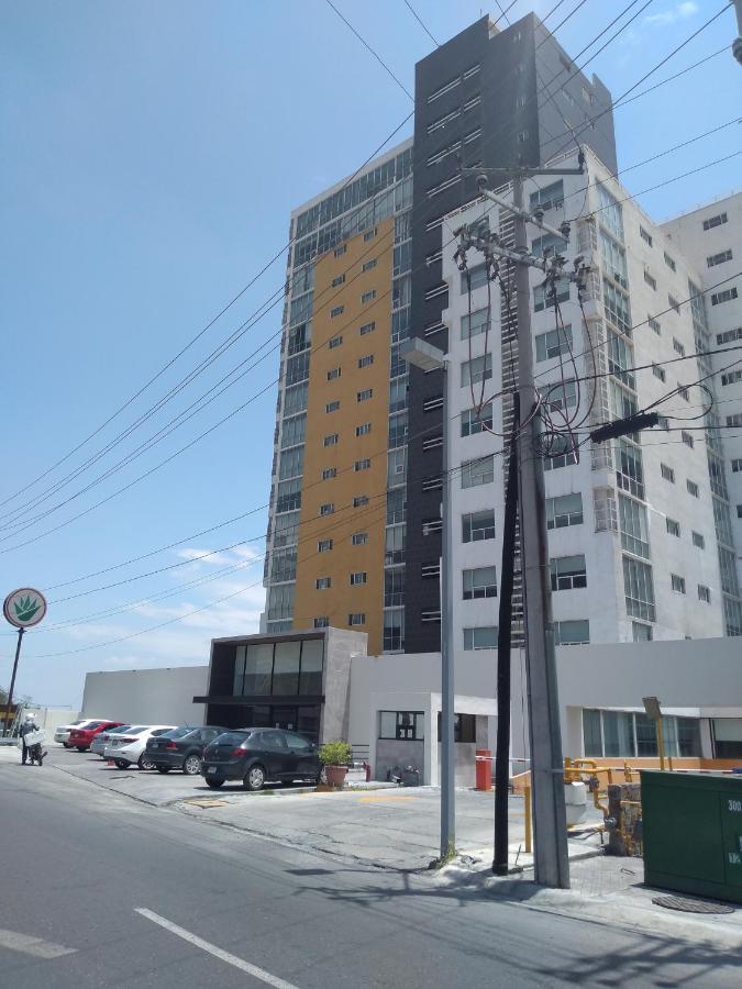 Confort Ejecutivo Suites Del Valle 4* Monterrey