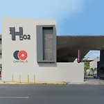 Hotel 202