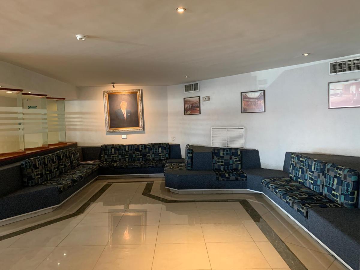 Fastos Hotel