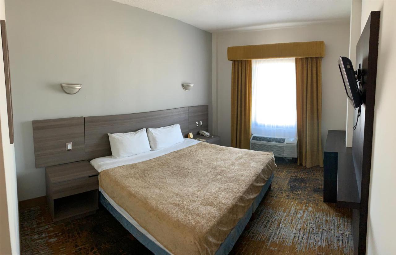 Fastos Hotel
