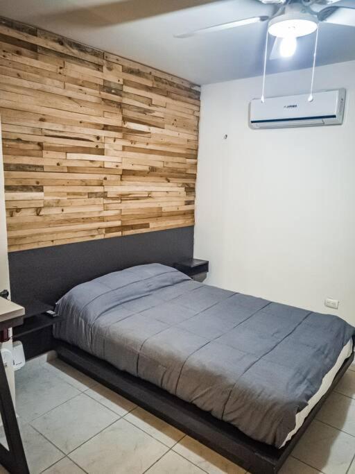 Apartamento 2km Aeropuerto #3 Entrada Independiente