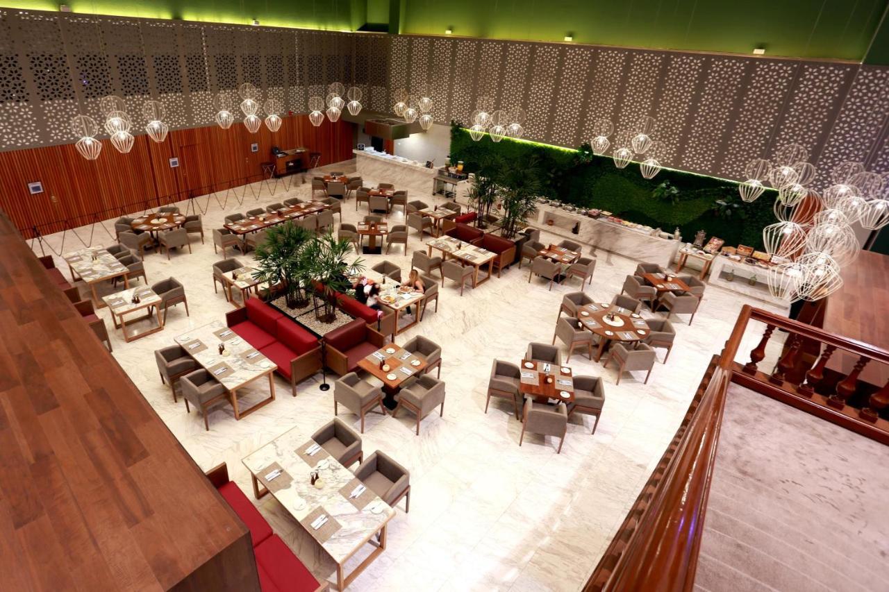 Wyndham Ambassador Centro 4*