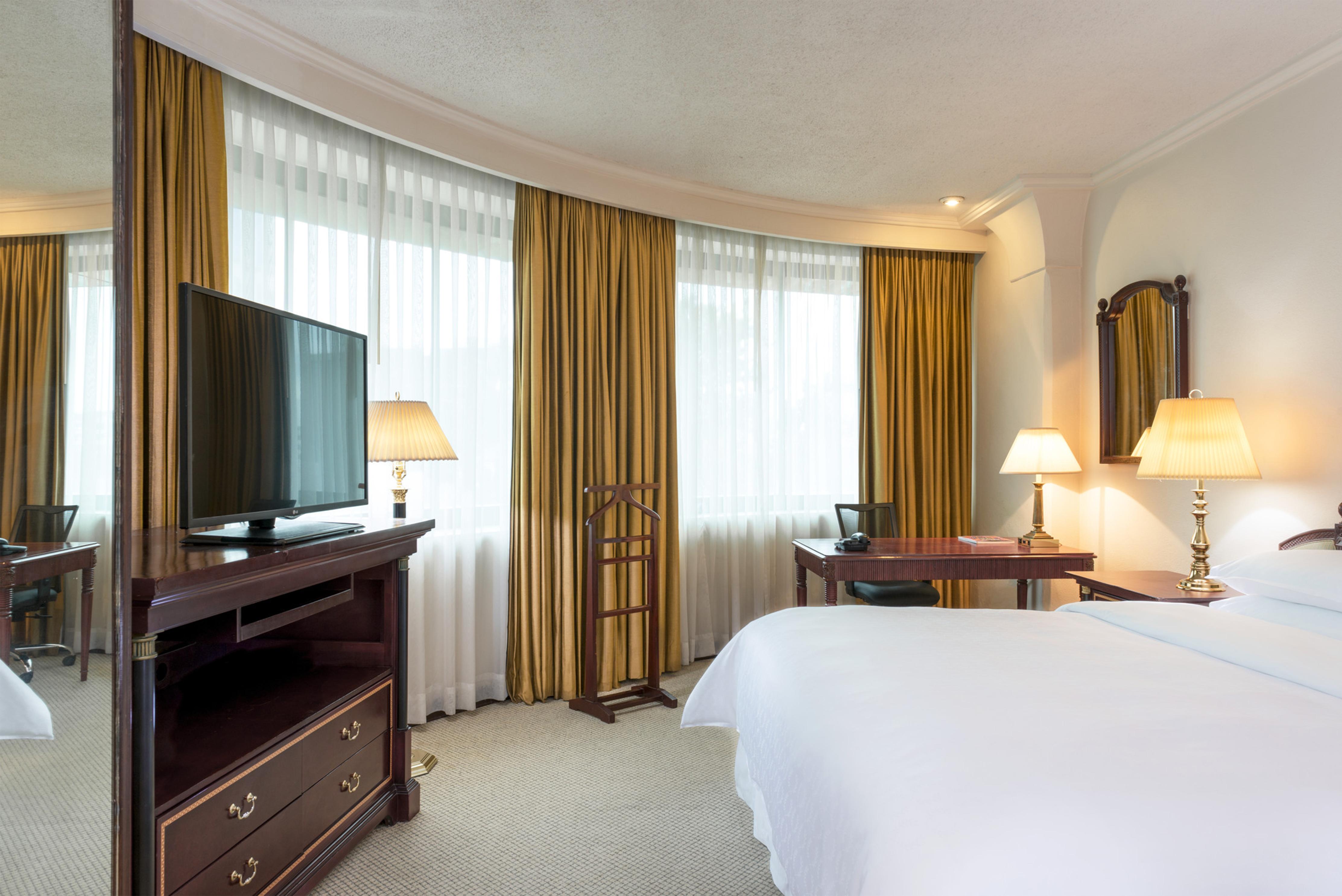 Wyndham Ambassador Centro 4* Monterrey