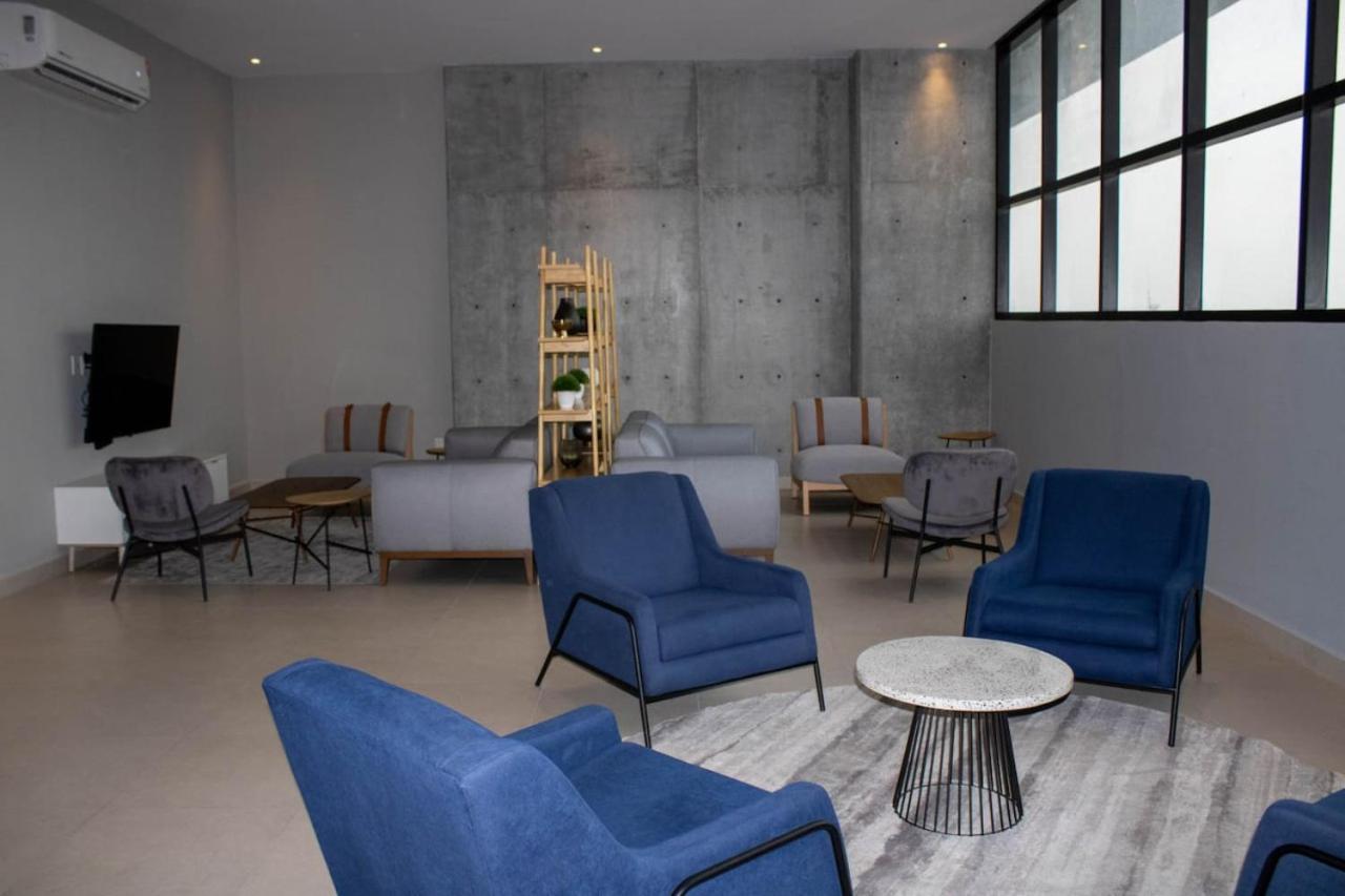 Apartamento Hermoso Apt Ac Parking Arena Mty