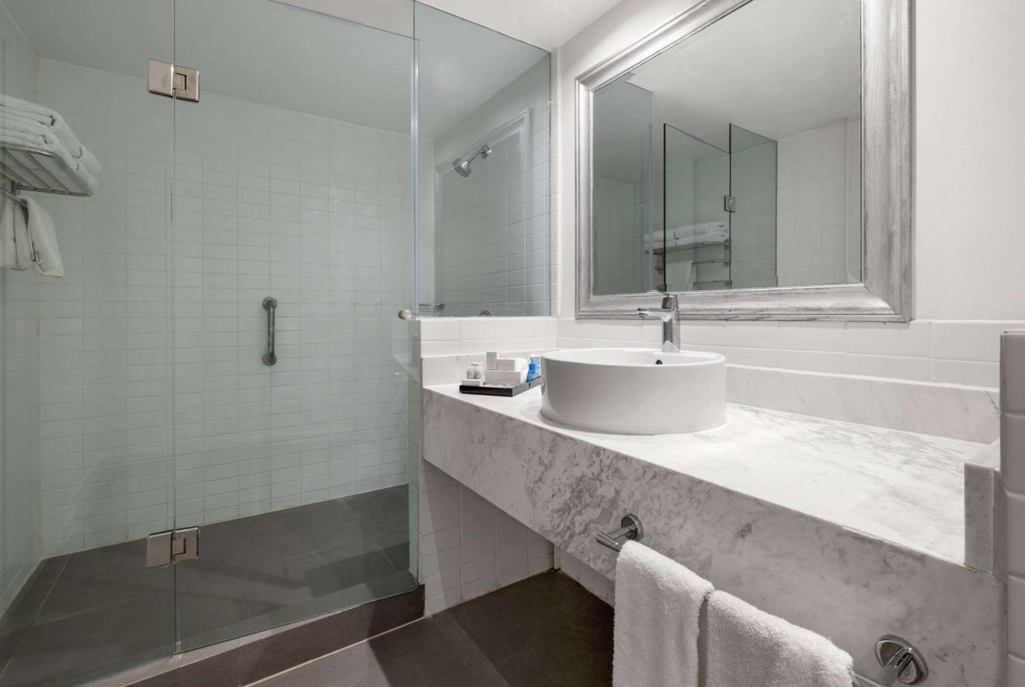 Wyndham Ambassador Centro 4*